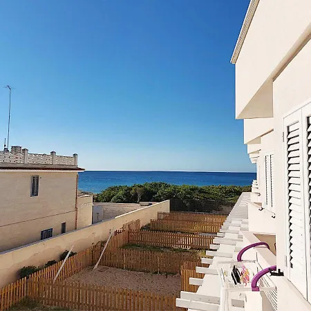 Ivan Spiaggiabianca Deluxe - A 20 Metri Dal Mare Apartmán *