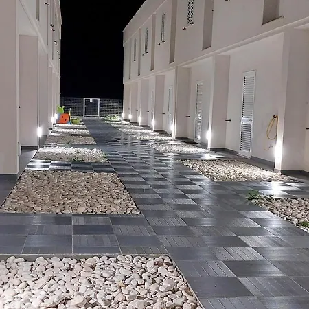 Apartamento Ivan Spiaggiabianca Deluxe - A 20 Metri Dal Mare